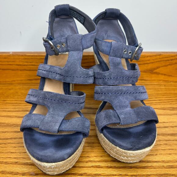 UGG Shoes - Ugg WOMEN Size 9 UGG LAURI 1000403/NGHT SANDALS Suede